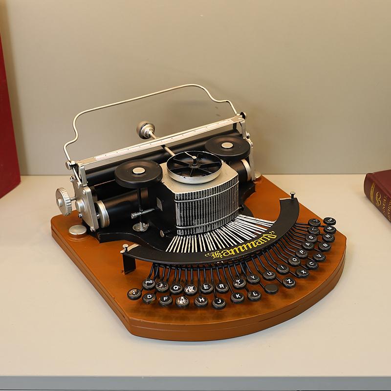 Modèle de machine à écrire vin - Home Office Industrial Style avis et prix